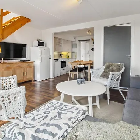 Leilighet Tellervo - 2-4km From The Sea By Interhome